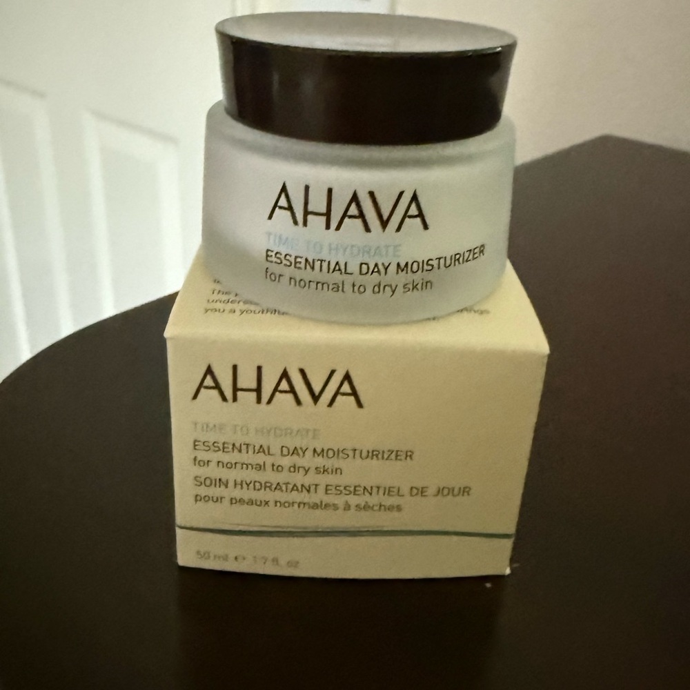 AHAVA Time to Hydrate Essential Day Moisturizer - Cream and Black